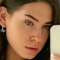 Helen Pyatibratova Çıplak