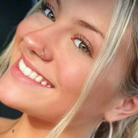 Holly Cloar Çıplak