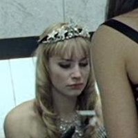 Holly Weston Çıplak