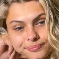 Iane Deville Çıplak