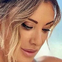 Italian AI Nudes Çıplak