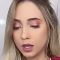 Iza Bassaga Çıplak