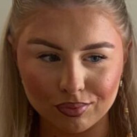 Izzrose.x Çıplak