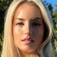 JenniferLevi Çıplak