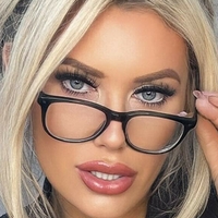 Jenny Bond Çıplak