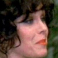 Joanna Lumley Çıplak