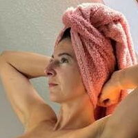 Juicytooshie Çıplak