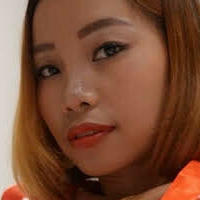 Julia Leung Çıplak