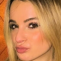 Kaitlyn Krems Çıplak