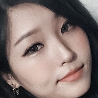 Kang Hee Yoon Çıplak