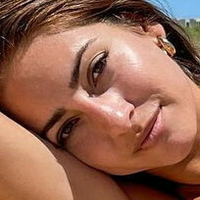 Karol Priscilla Çıplak