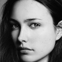 Katharina Rembi Çıplak
