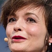 Katharina Stemberger Çıplak
