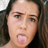 Katie A Çıplak