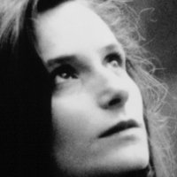 Katrin Cartlidge Çıplak