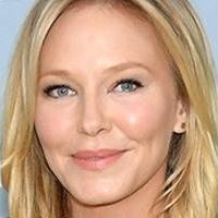 Kelli Giddish Çıplak