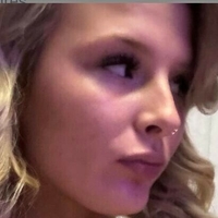 Kelsi Priest Çıplak