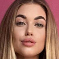 Kristina Kachanovskaya Çıplak