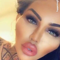 Lady Pleasure Çıplak