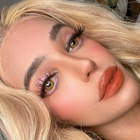 Lana Almeida Çıplak