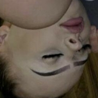 Lara.bttn Çıplak