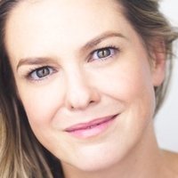 Larisa Oleynik Çıplak