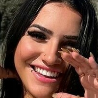 Larissa Flor Çıplak