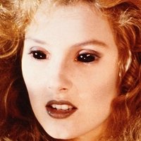 Laura Schaefer Çıplak