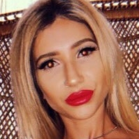 Layla Nicks Çıplak