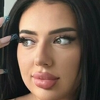 laylabron Çıplak
