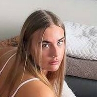 Leah McEwan Çıplak