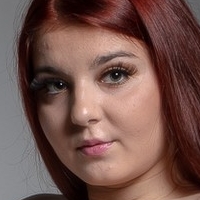 Leisy Lucy Çıplak