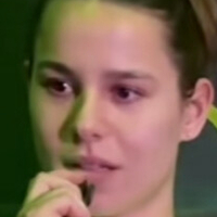Lena Oberdorf Çıplak