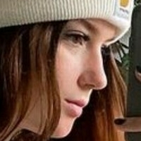Leonie Busse Çıplak
