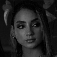 Leslie Gallardo Çıplak