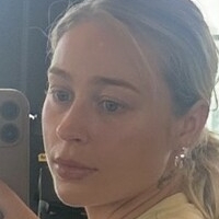 Leslie Golden Çıplak