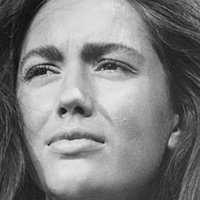 Linda Harrison Çıplak