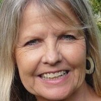 Linda Hutton Çıplak