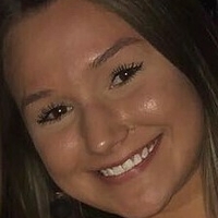 Madeline Poche Çıplak