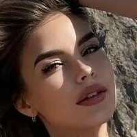 makshaeva Çıplak