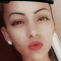 Marinela Adalbertova Çıplak