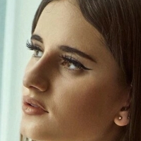 Marlyn B Çıplak