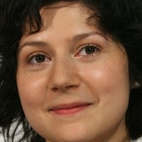 Martha Issova Çıplak