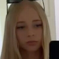 Maya.zrv Çıplak