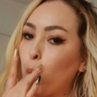 Mia Belly Çıplak