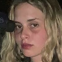 Mica Tenenbaum Çıplak