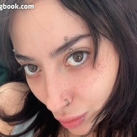 Miki Blue Çıplak