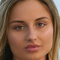 Natalie Rolfs Çıplak