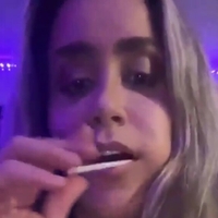 Nhooph Al-Areebi Çıplak