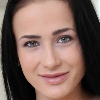 Nicolelove Çıplak